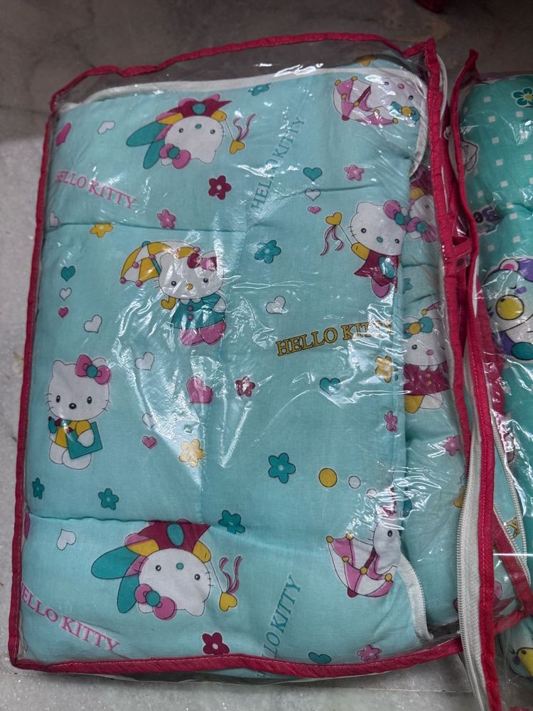 2 Cute Hello Kitty Baby Bedding Set