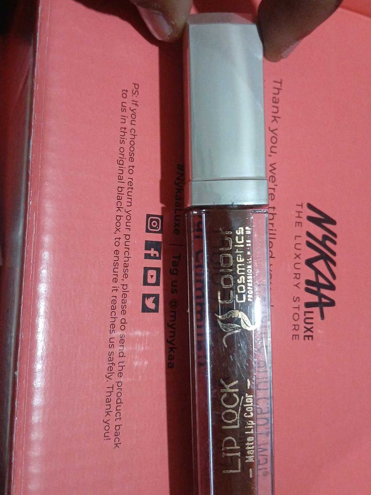Colour Cosmetics Lip Lock Lipstick