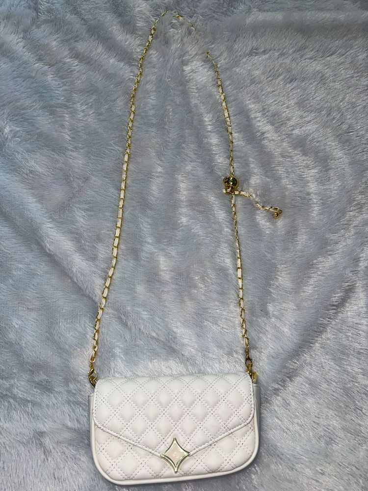 Quilted White Chain Crossbody Bag