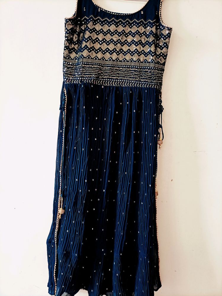 Nyra Cut Kurta Set