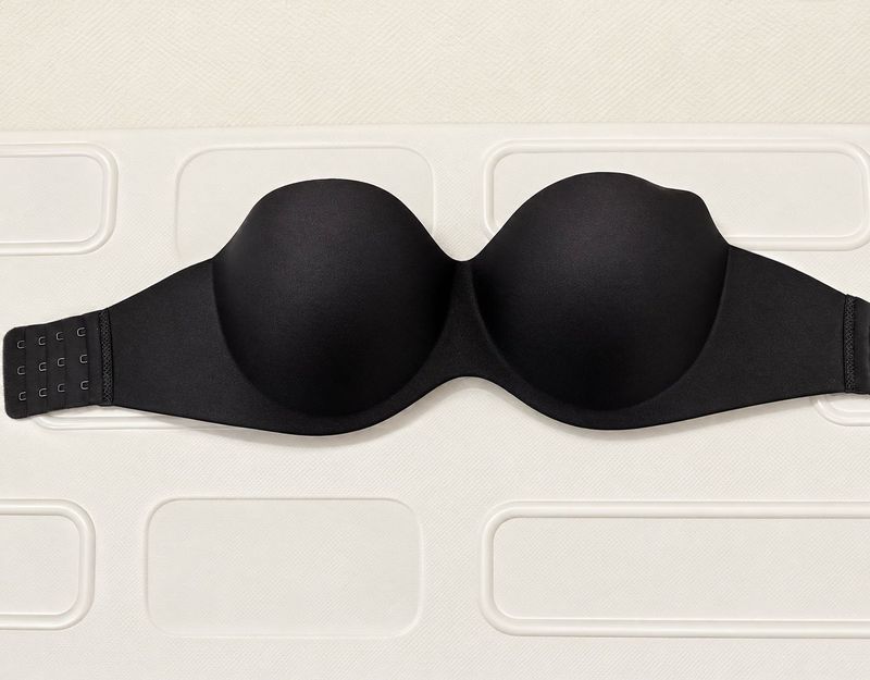 Black Strapless Bra