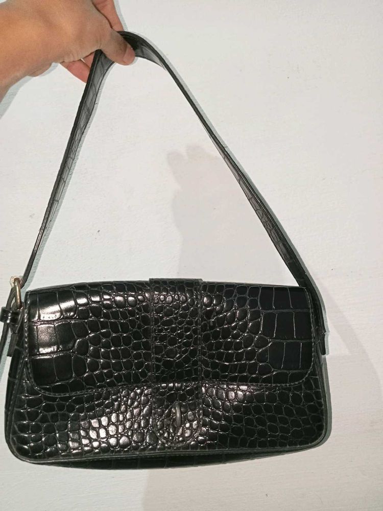 Shein Black Baguette