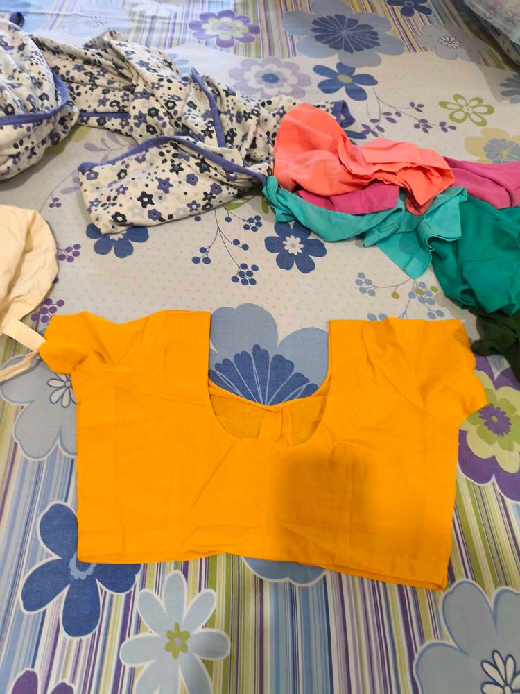 saree blouse women(200 rs each)