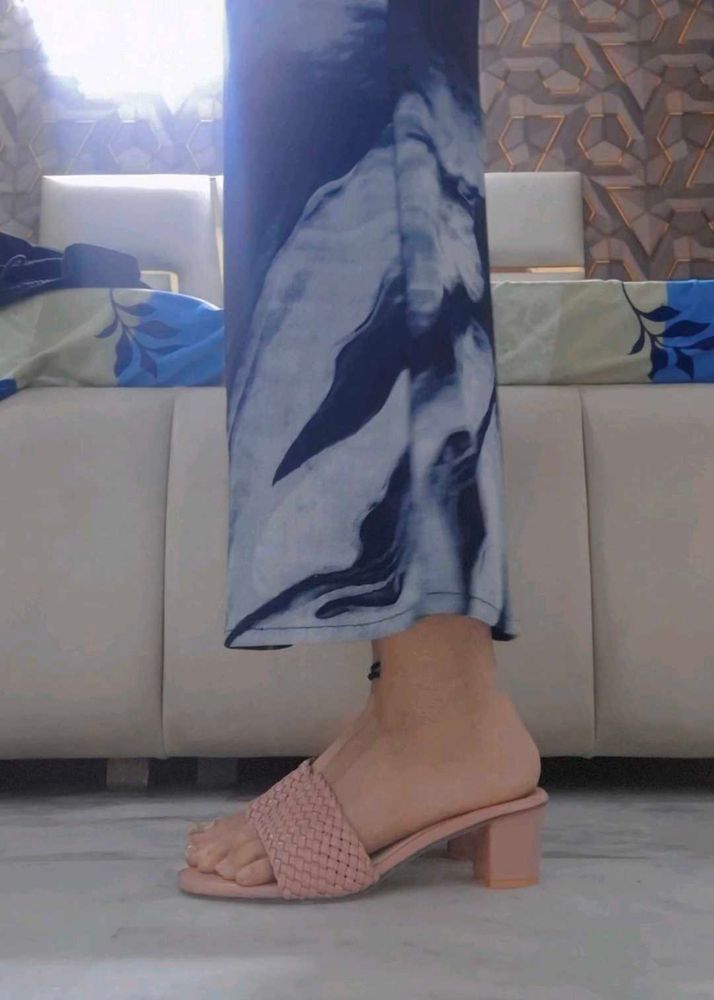 ​Woven Strap Nude-Pink Low Block Heel