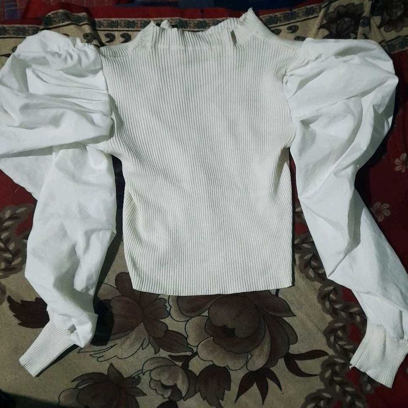 White Puff Sleeve Knit Top