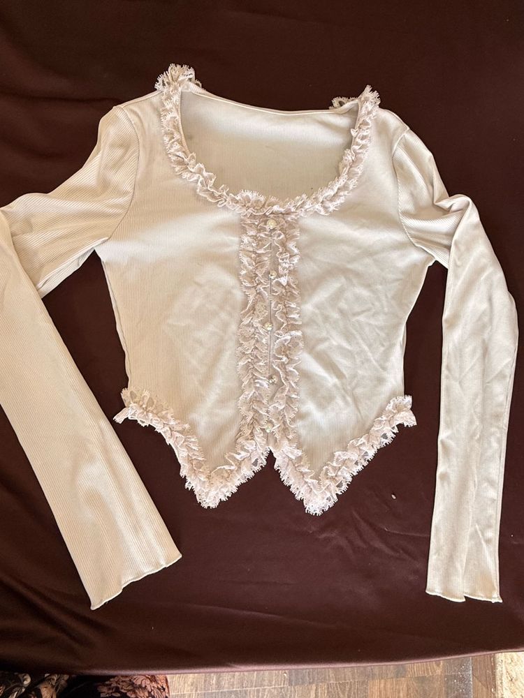 Cute Ruffle Long Sleeve Top