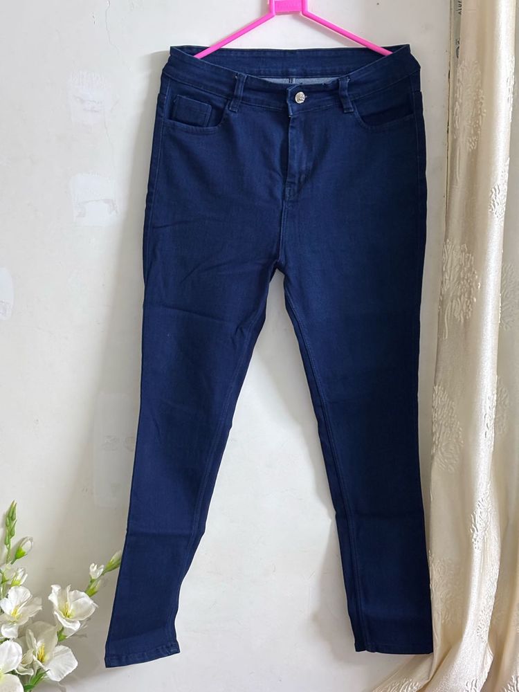 Classic Dark Wash Skinny Jeans