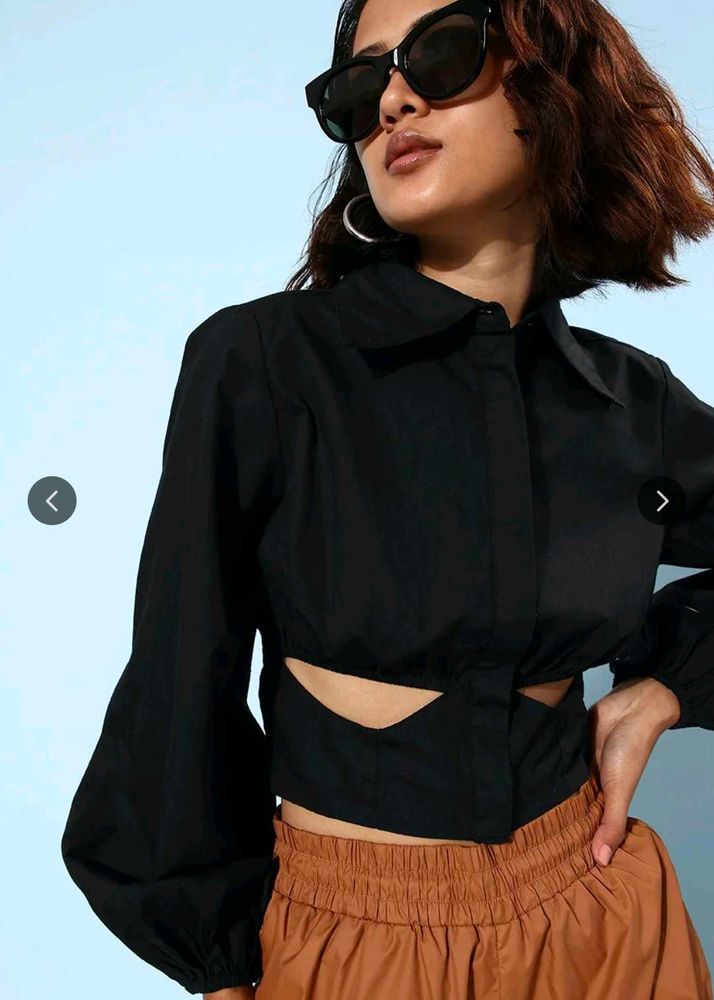 Roadster Cutout Crop Top