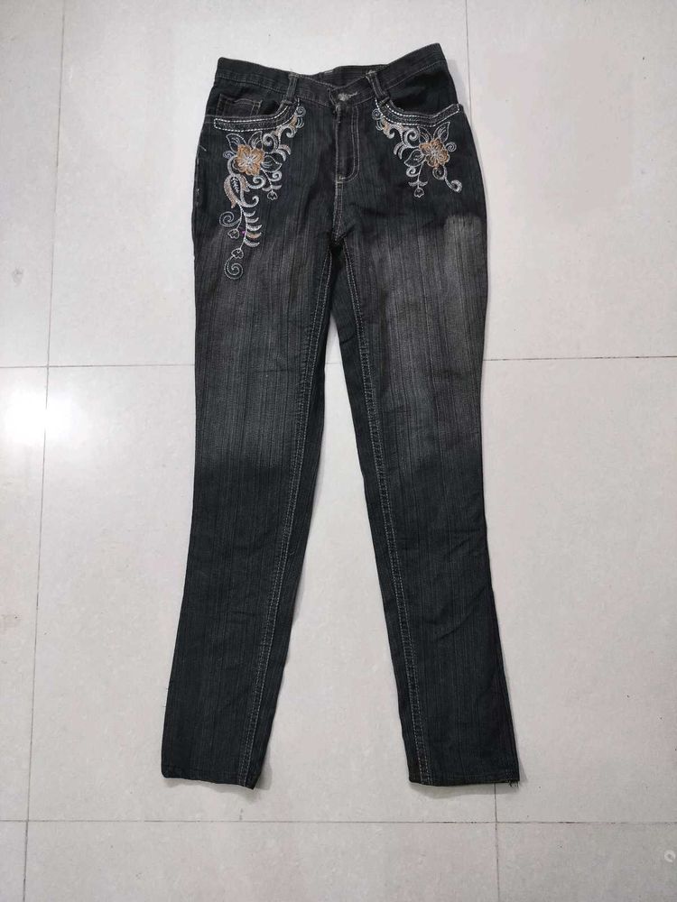 Embroidered Black Denim Jeans