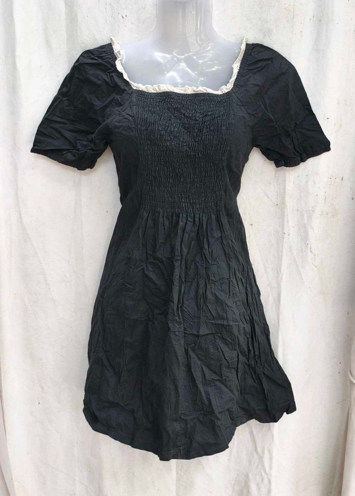 Chic Black Smocked Square Neck Dress