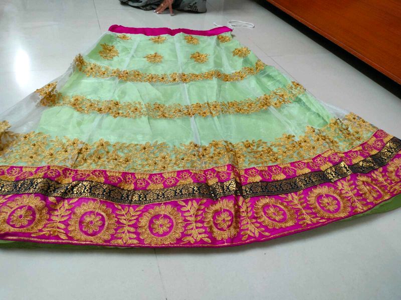 lehnga choli with unstitched blouse material