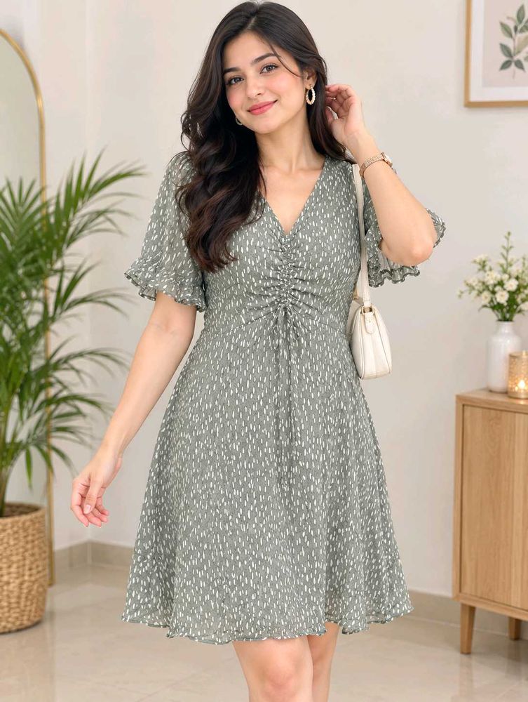 🇬🇧 George Stylish Green Dotted Mini Dress