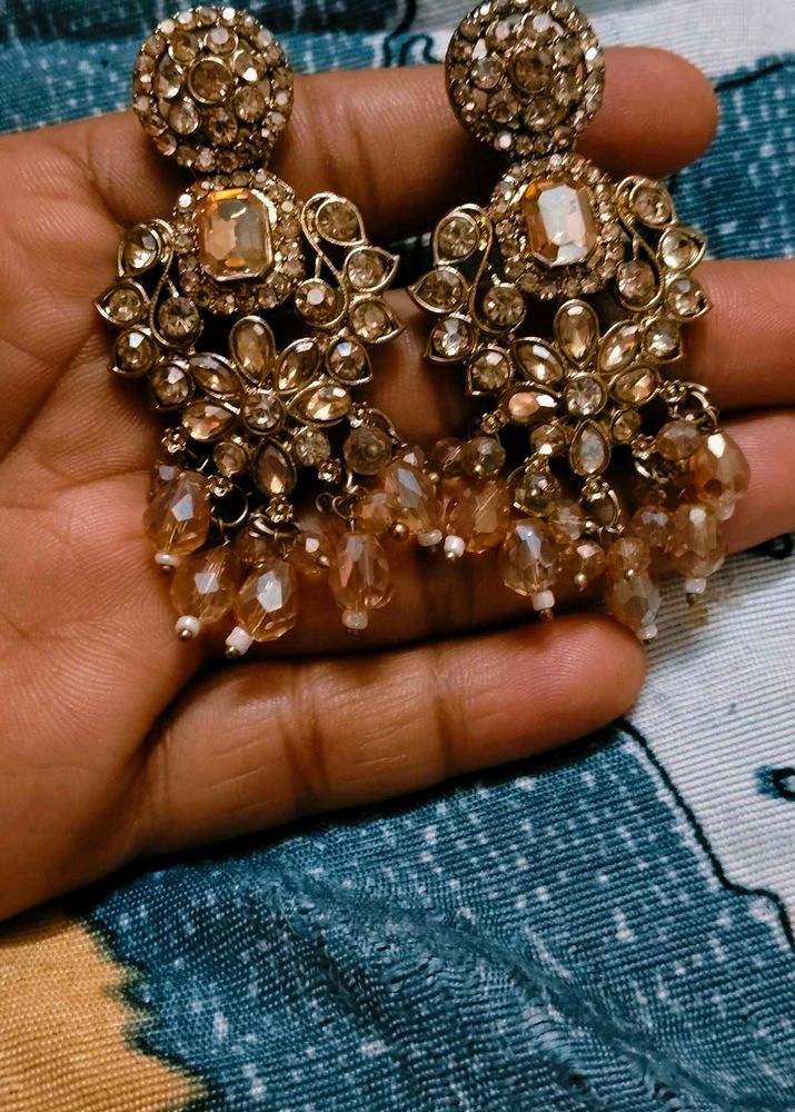 Exquisite Gold-Tone Dangle Earrings