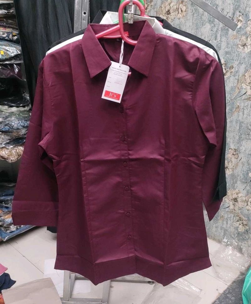 Burgundy 3/4 Sleeve Shirt