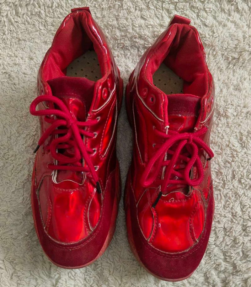 🔥 Red Hot Chunky Platform Sneakers!