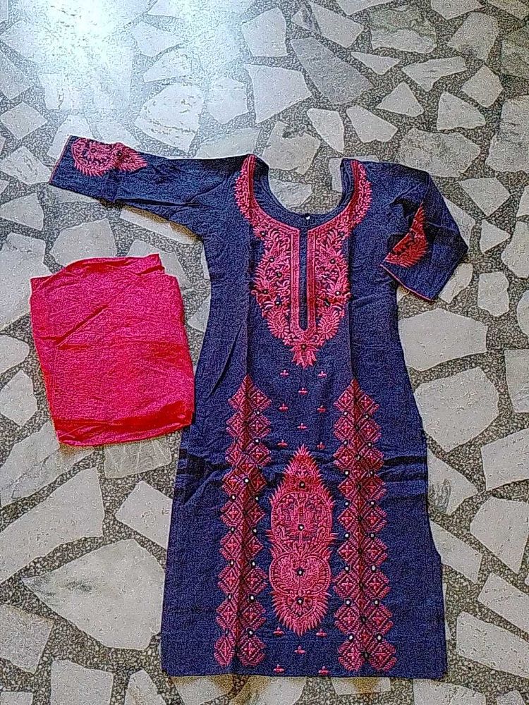 Embroidered Blue &amp; Pink Kurta Set