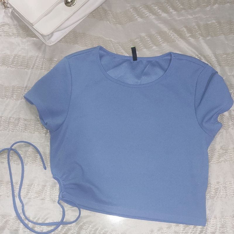 Women Stunning Blue Solid Top