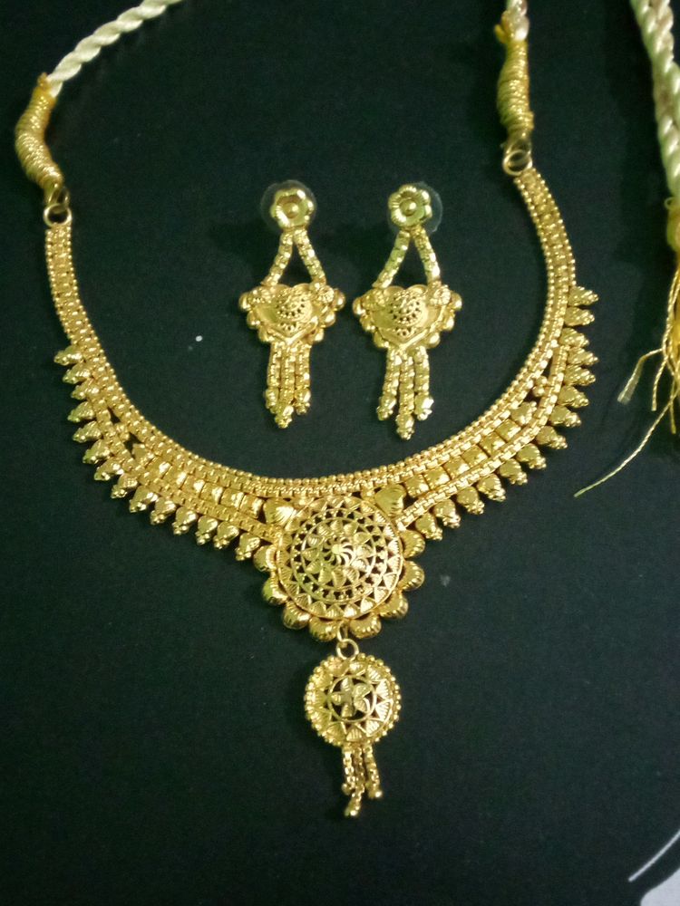 Golden Plated Necklace Set