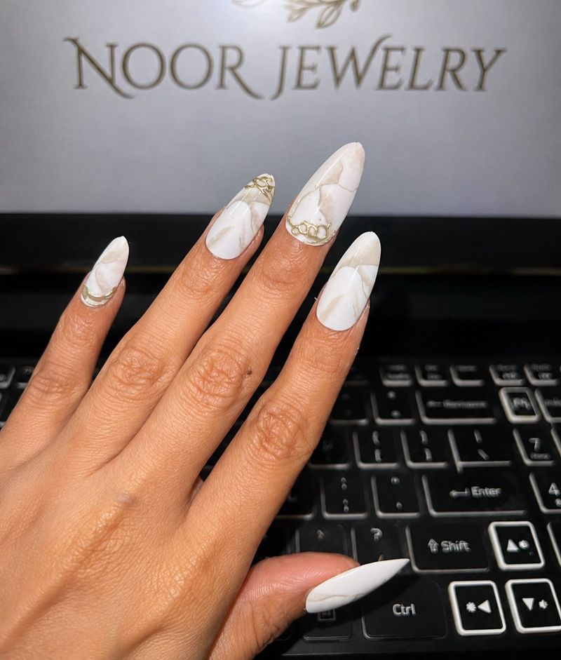 Elegant Marble Design Press-On Nails