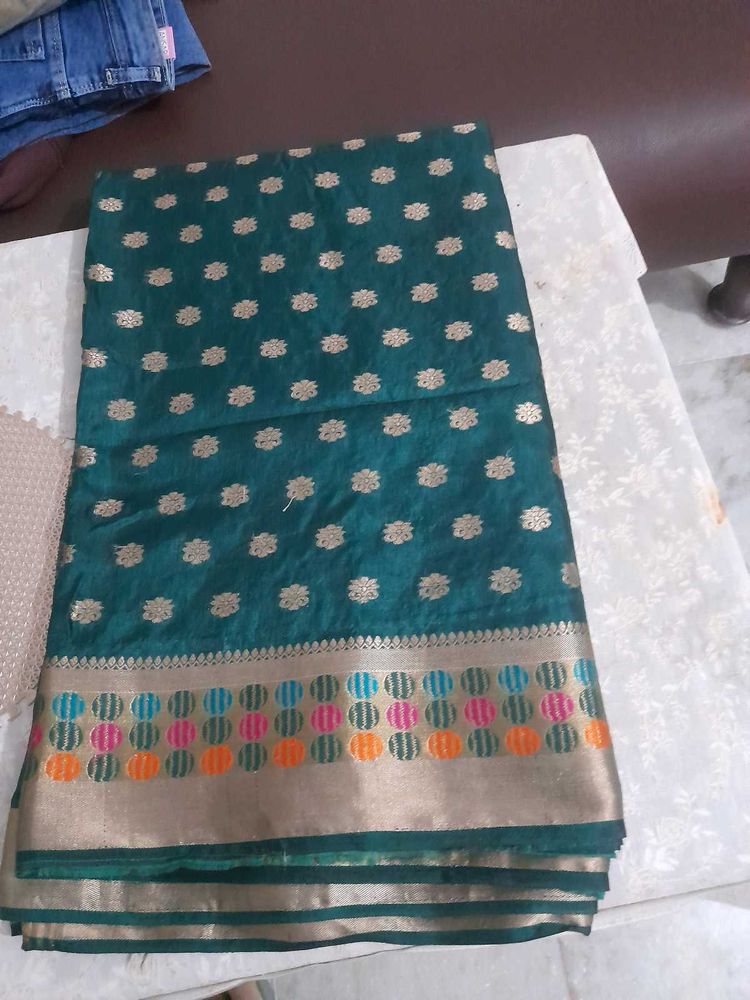 dark Green Silk Blend Saree with necklace