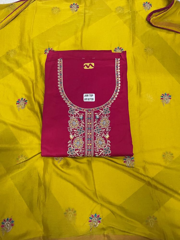 Embroidered Kurta Set