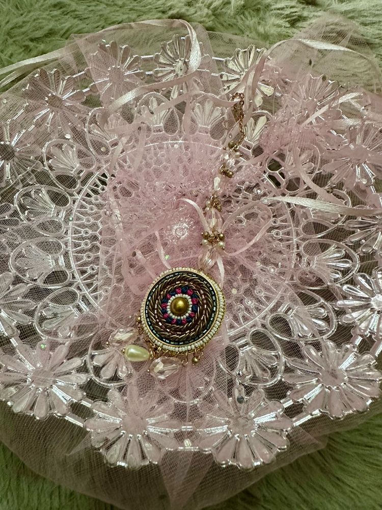 beautiful colorful maangtikka for all occasions