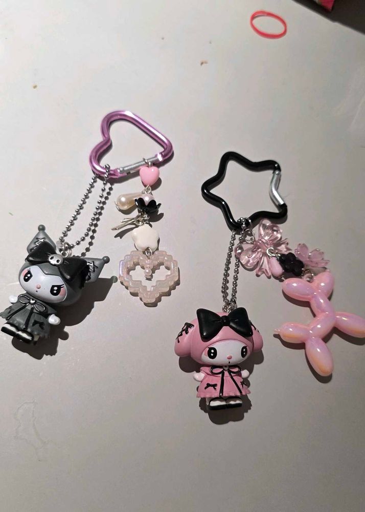 Goth Kuromi×Melody keychain