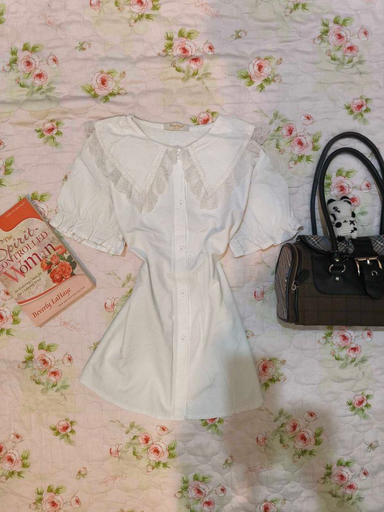 White Lace Collar top