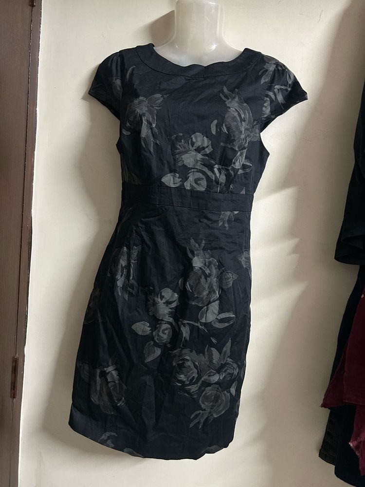 Elegant Floral Print Knee-Length Dress
