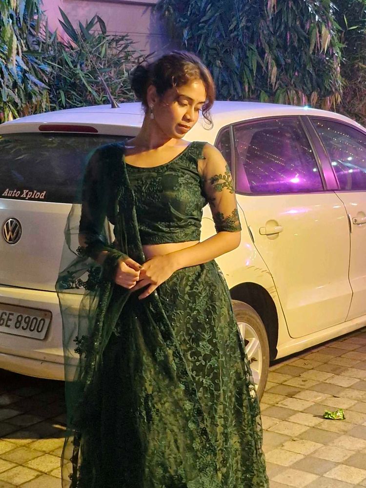 GREEN STITCHED LEHENGA WITH BLOUSE AND DUPATT