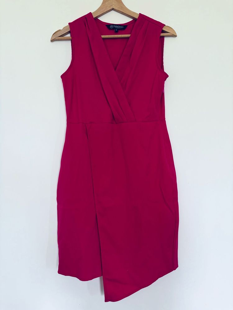 Hot pink sleeveless shift dress