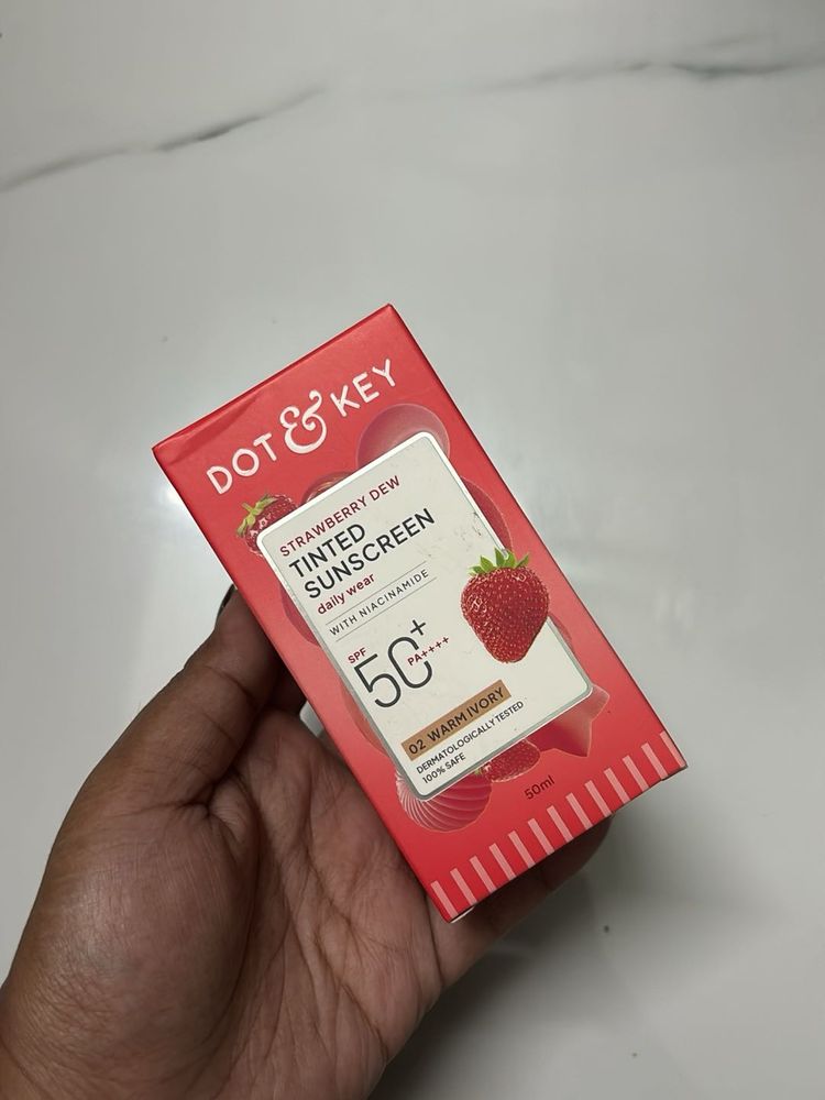 Dot &amp; Key Strawberry Dew Tinted Sunscreen