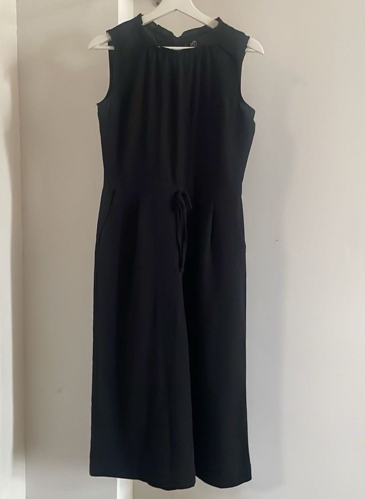 Sleek Black Sleeveless Jumpsuit