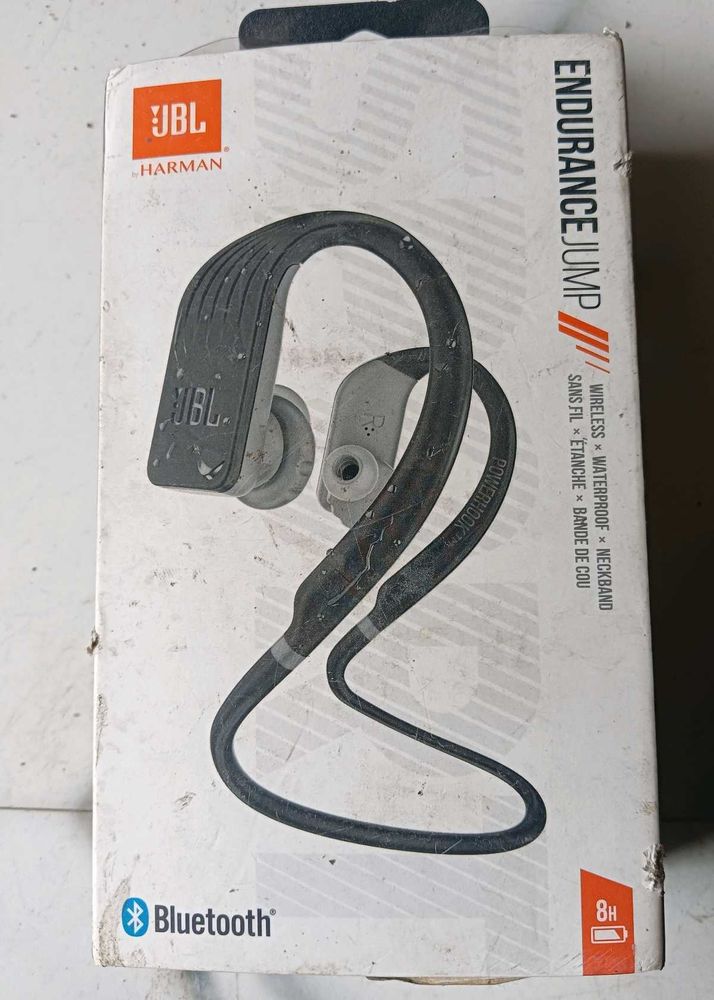 ( Damage )JBL Endurance Jump Wireless Earbuds