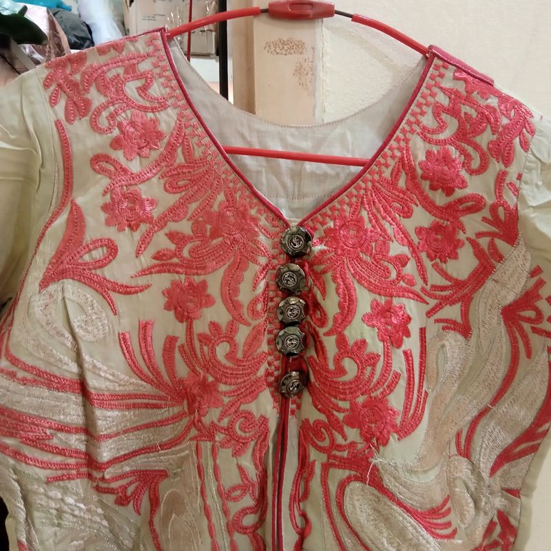 Heavy Embroidery Front Slit Kurta Set