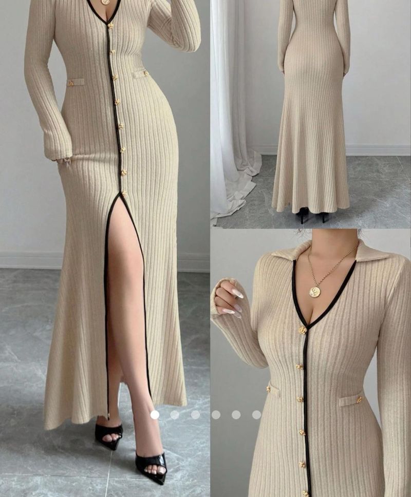 Elegant Ribbed Knit Maxi Dress with Slit