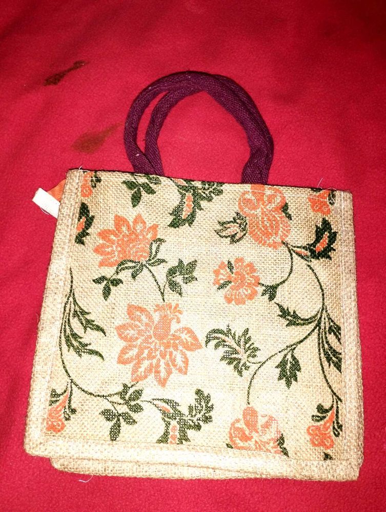 Hande made jute bag