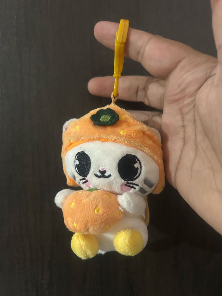 Gyulnyangi Plush Mini Bag Charm