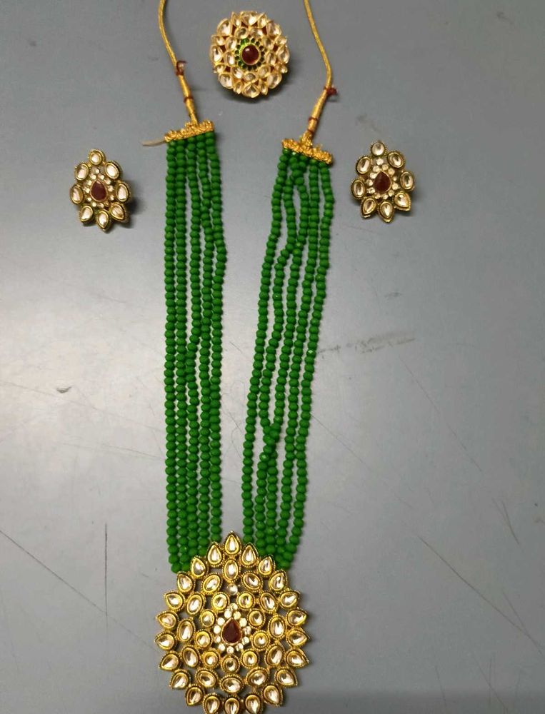 Green Beaded Necklace with Earrings &amp; Ring