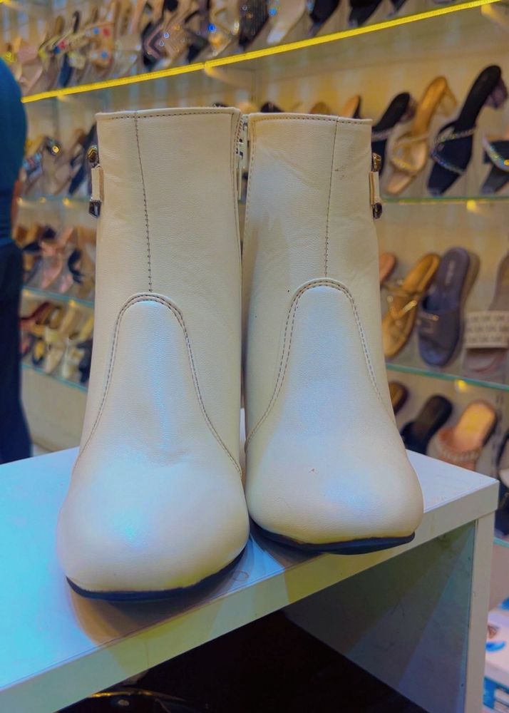Cream Ankle Boots with Zipper