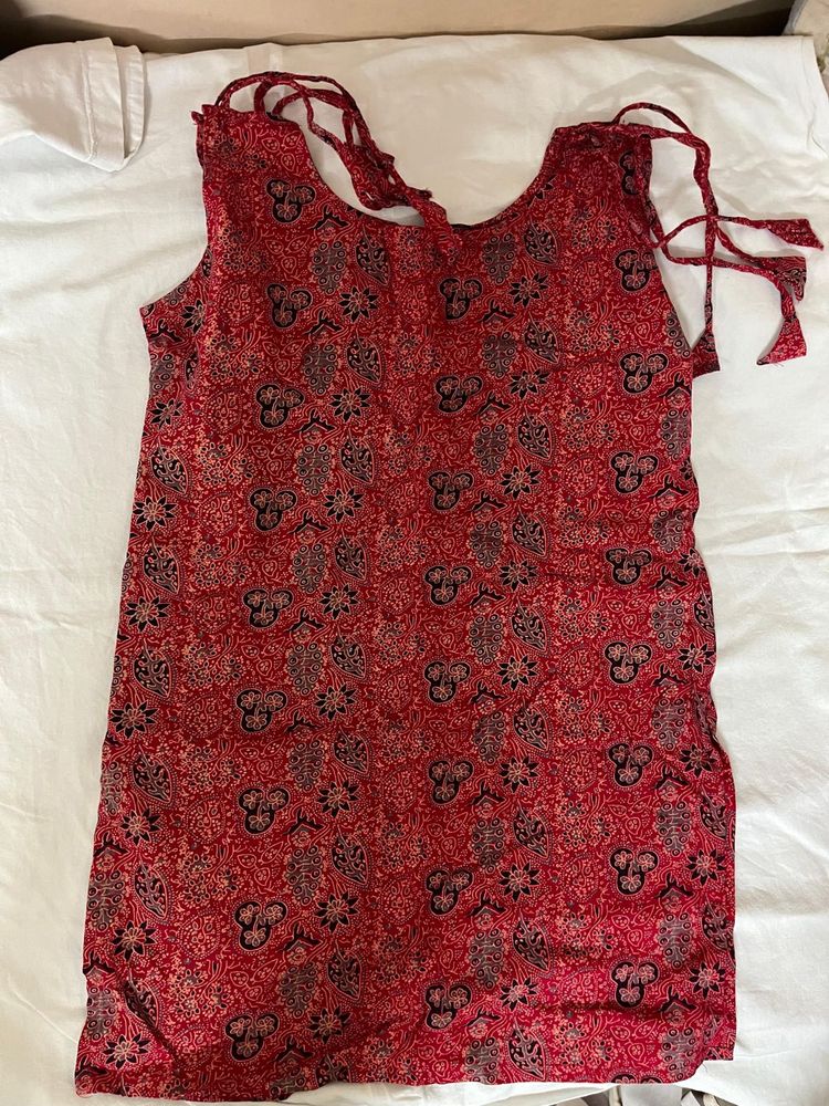 Red Printed Dori Kurti