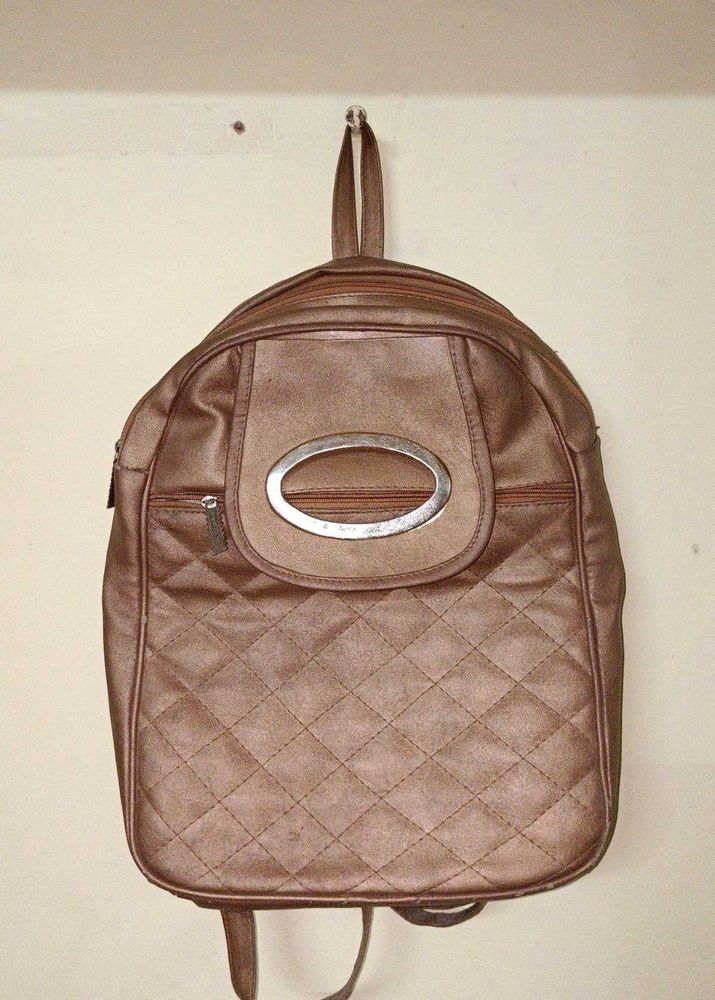 Chic Quilted Backpack - Bronze