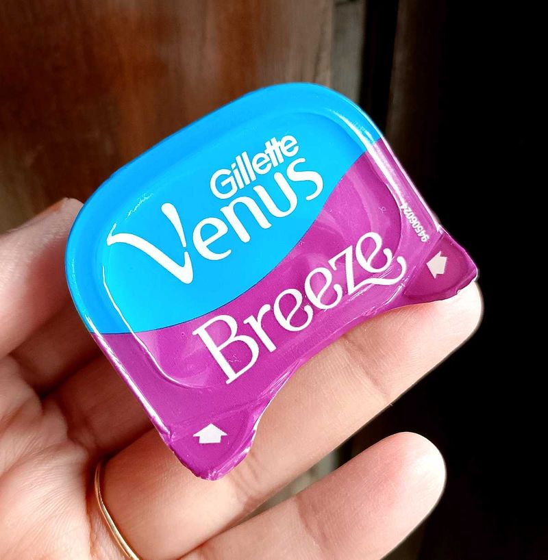 Gillette Venus Breeze Razor Blade Refill for Women