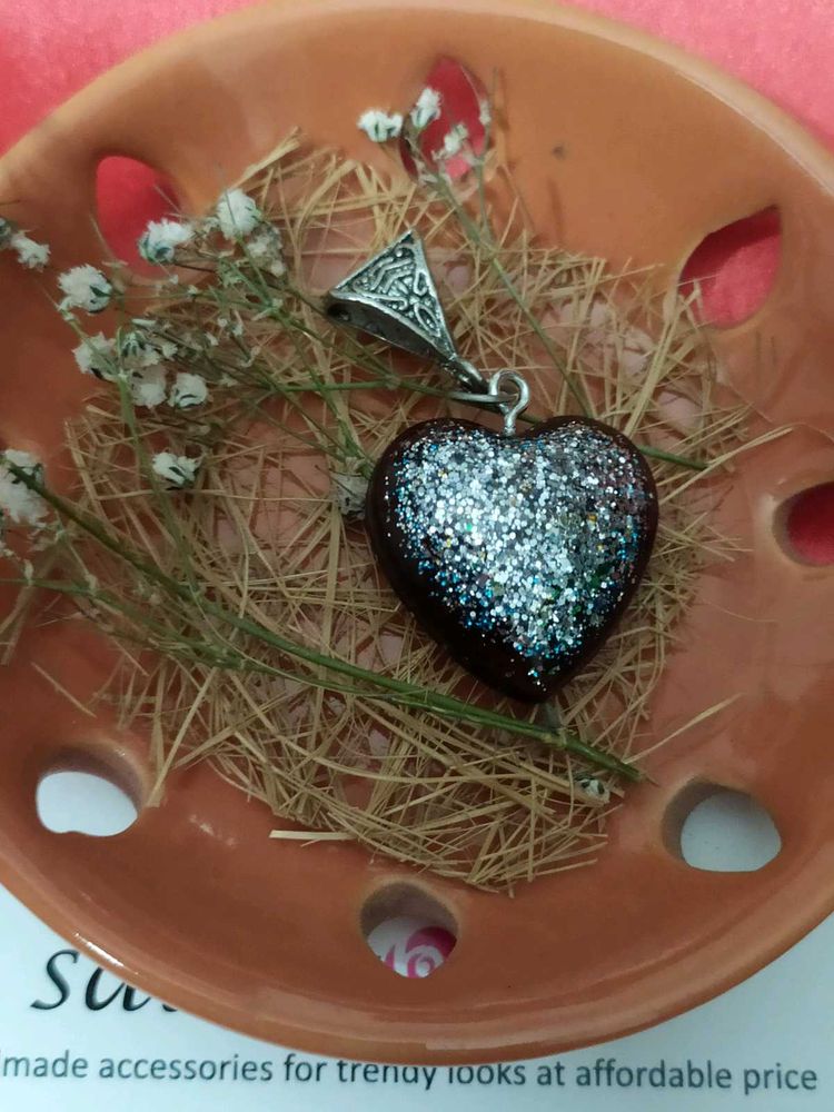 Sparkling Heart Pendant Necklace