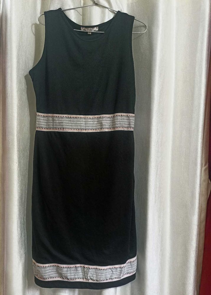 Price🔽Chic Black Dress🔥