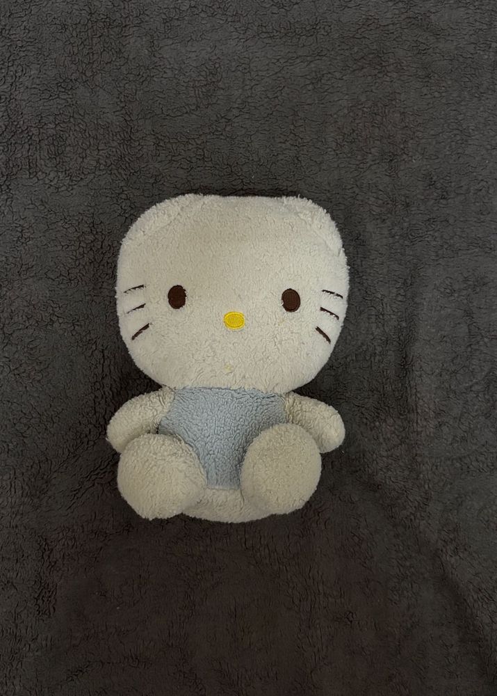 🧵🧺 Hello Kitty Plush Toy