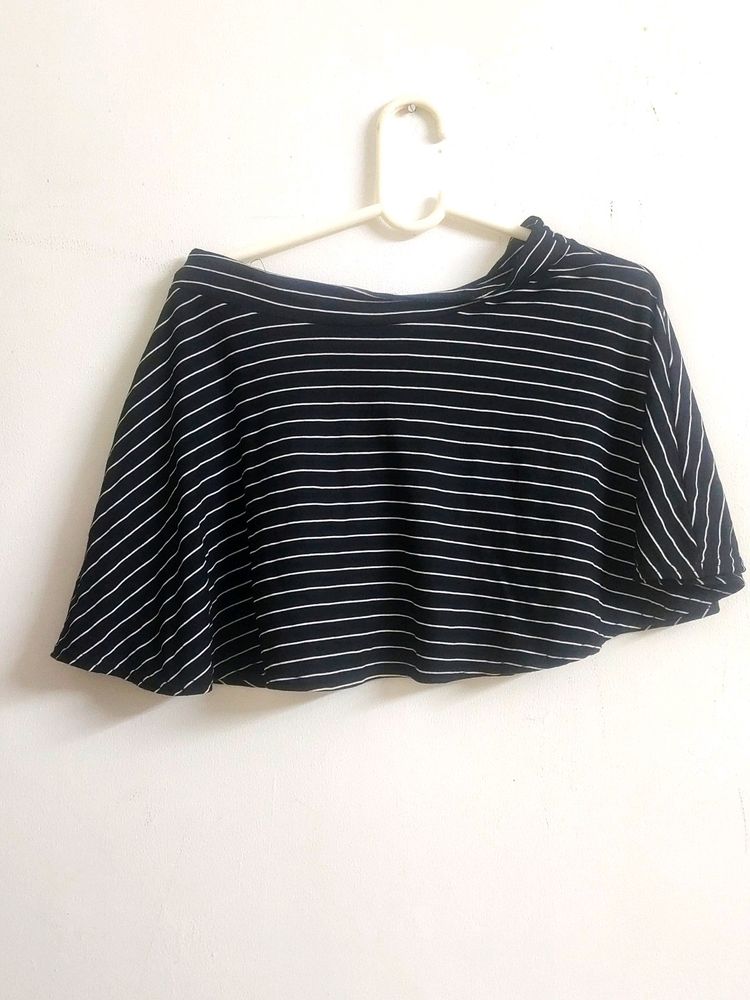 Branded H&amp;M Flared Fine Knit Skirt
