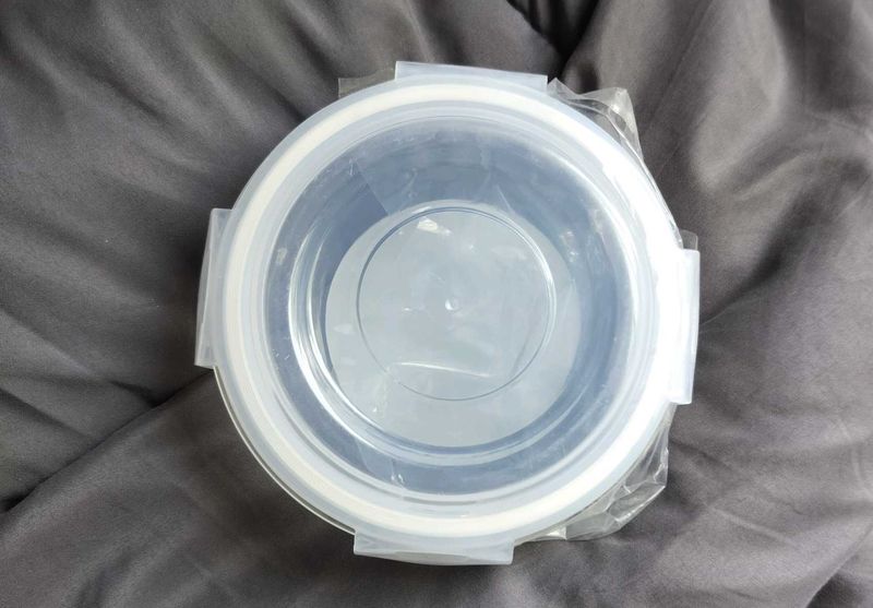 Round Airtight Food Container