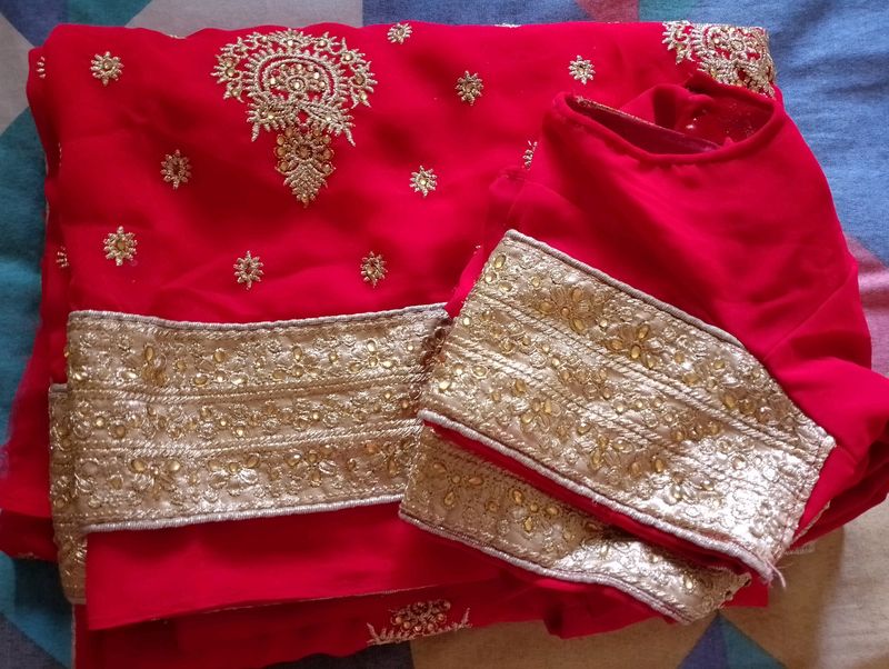 Womens Red Saree