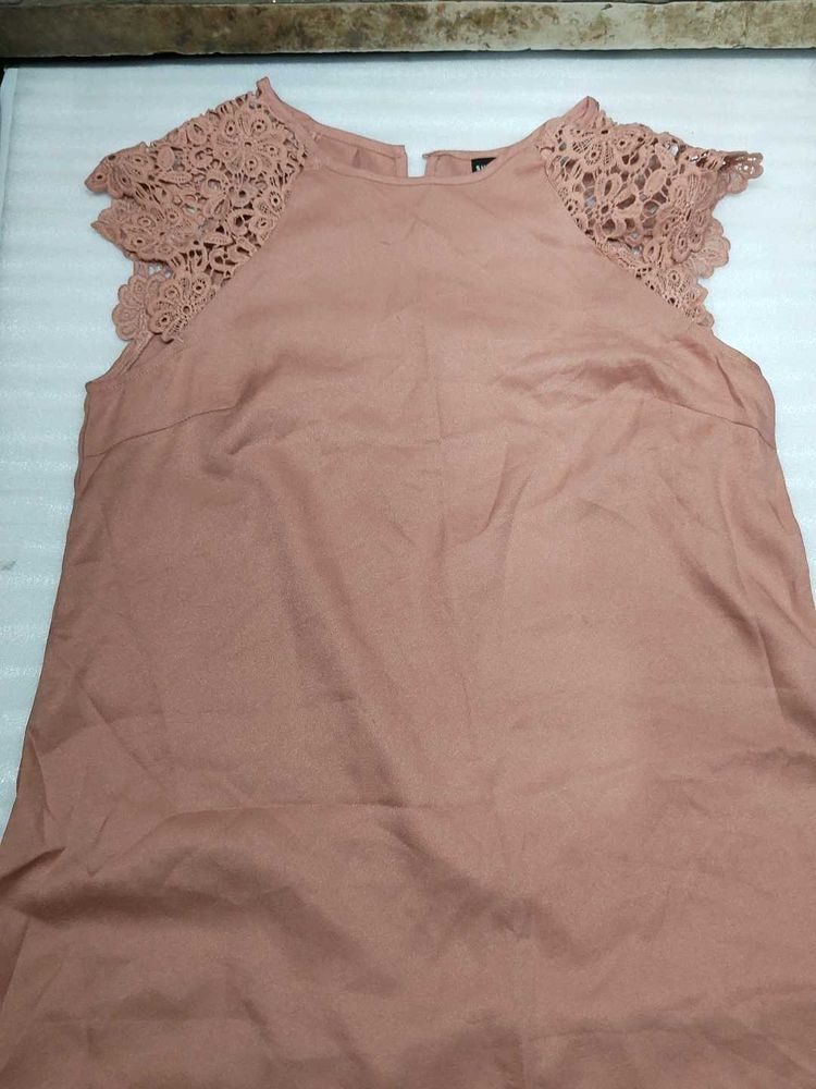 SHEIN Chic Lace Sleeve Top